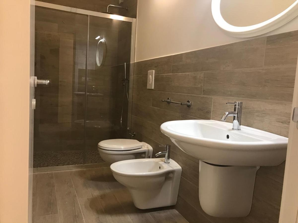 Mediterranea Deluxe House Molfetta Buitenkant foto